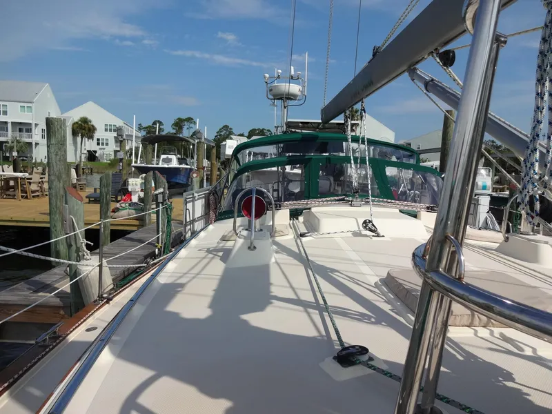 Slide: The Image of Island Packet 440 2006 - 61