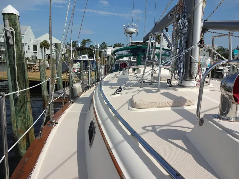 Slide: The Image of Island Packet 440 2006 - 62