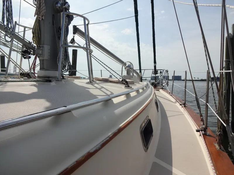 Slide: The Image of Island Packet 440 2006 - 84