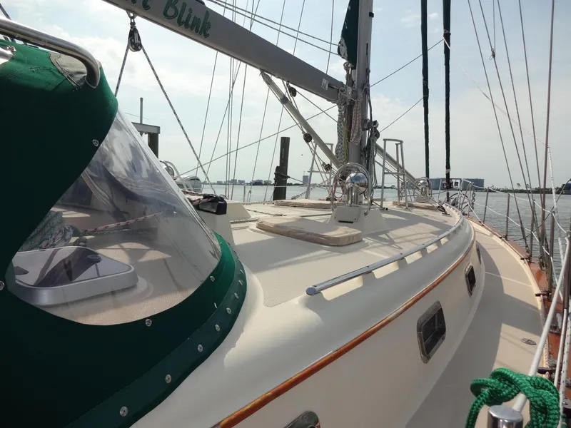 Slide: The Image of Island Packet 440 2006 - 85