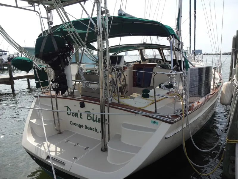 Slide: The Image of Island Packet 440 2006 - 88