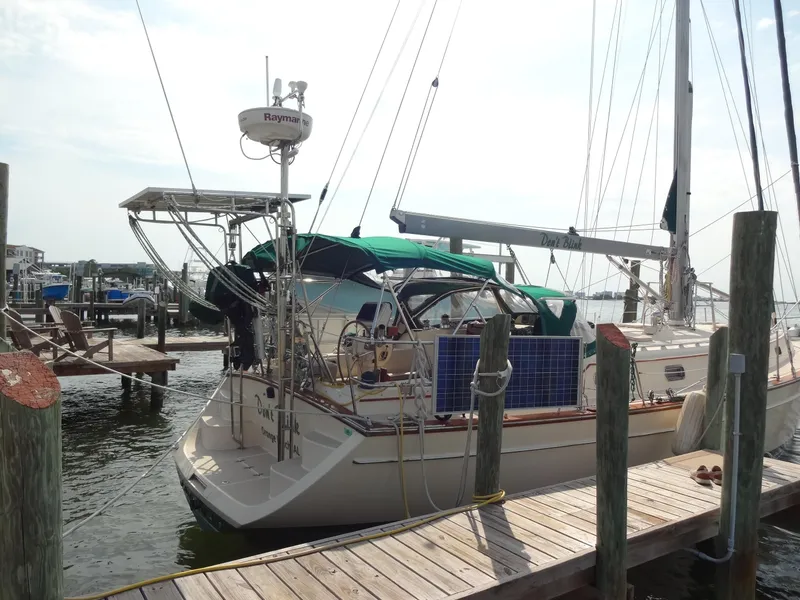 Slide: The Image of Island Packet 440 2006 - 89