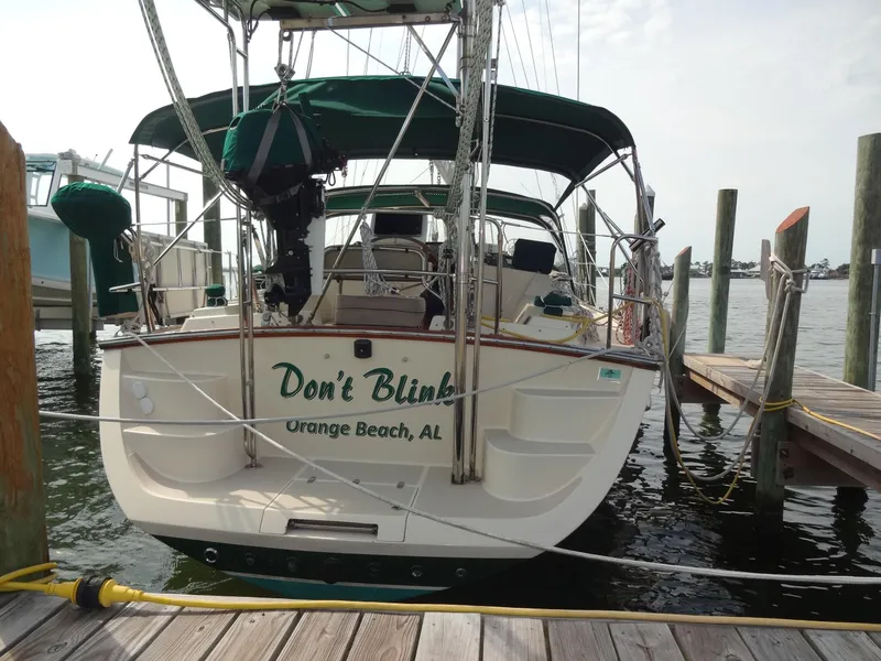 Slide: The Image of Island Packet 440 2006 - 90