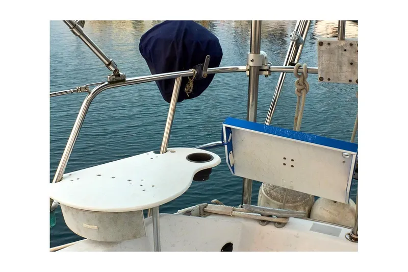 Slide: The Image of Cockpit of 1981 Jensen Marine/Cal Boats 39 MK III with ocean view. - 26