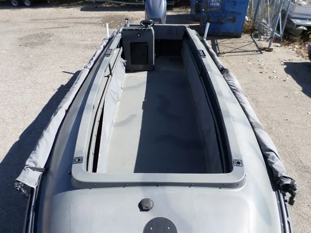 Slide: The Image of Bankes 25' Titan 2015 - 4