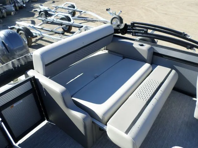 Slide: The Image of Apex Marine 822 Splash Pad LT 2024 - 6