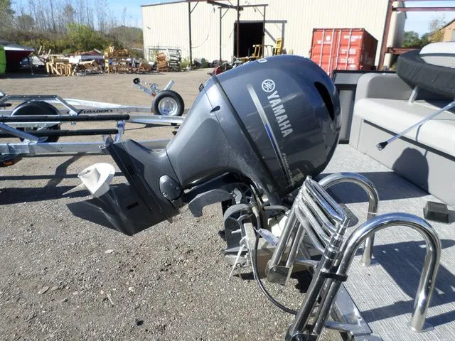 Slide: The Image of Apex Marine 822 Splash Pad LT 2024 - 8