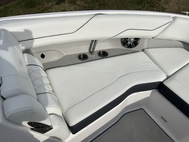 Slide: The Image of Regal Regal LS4 Surf 2023 - 22
