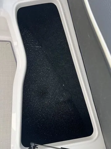 Slide: The Image of Regal Regal LS4 Surf 2023 - 24