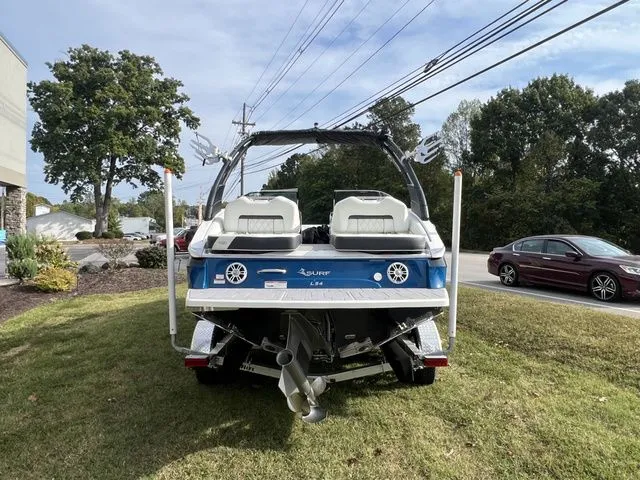 Slide: The Image of Regal Regal LS4 Surf 2023 - 4