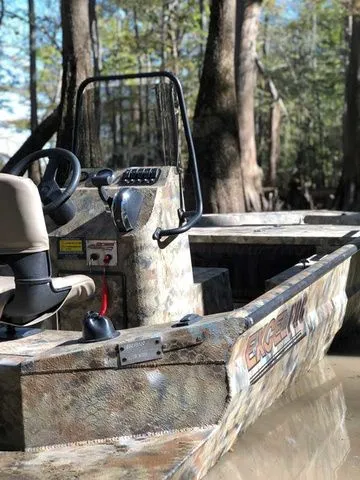 Slide: The Image of Excel 1860 Shallow Water F4 CC 2026 - 3