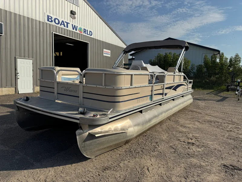 Slide: The Image of Weeres Family Fish Deluxe 220 Pontoon 2009 - 43