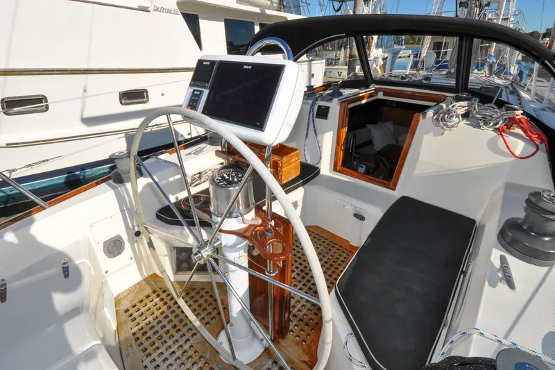 Slide: The Image of Sabre 36 - Poppy - Cockpit - 10