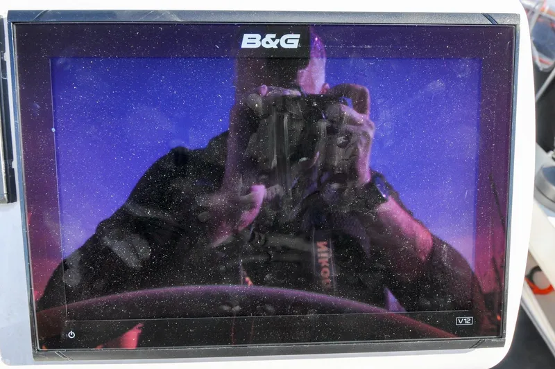 Slide: The Image of Sabre 36 - Poppy - Cockpit - Helm Station - Multifunction Display - 19