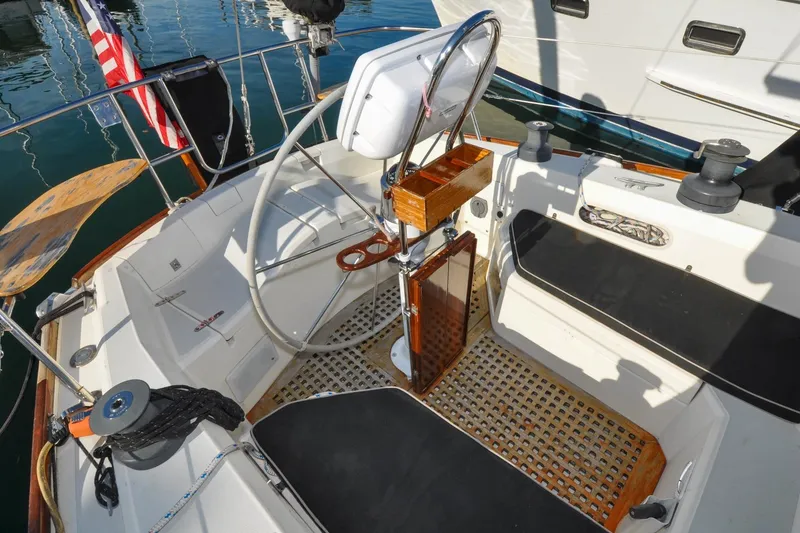 Slide: The Image of Sabre 36 - Poppy - Cockpit - 31