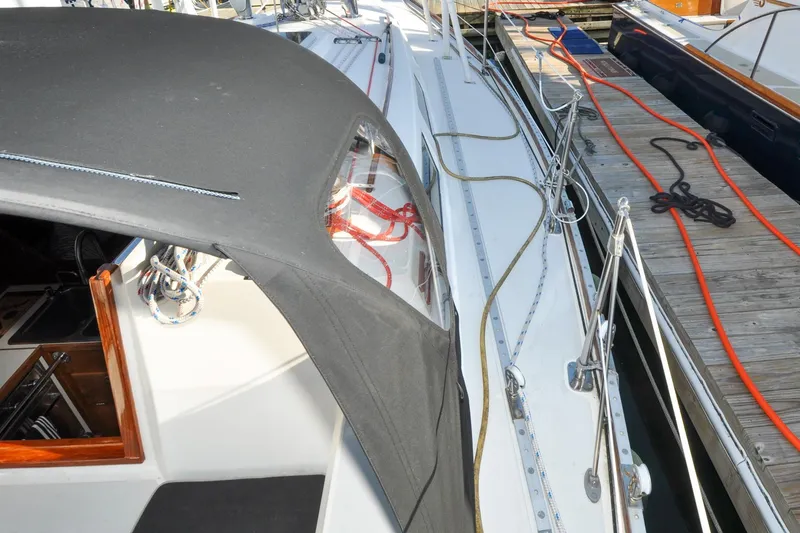 Slide: The Image of Sabre 36 - Poppy - Weatherdecks - 33