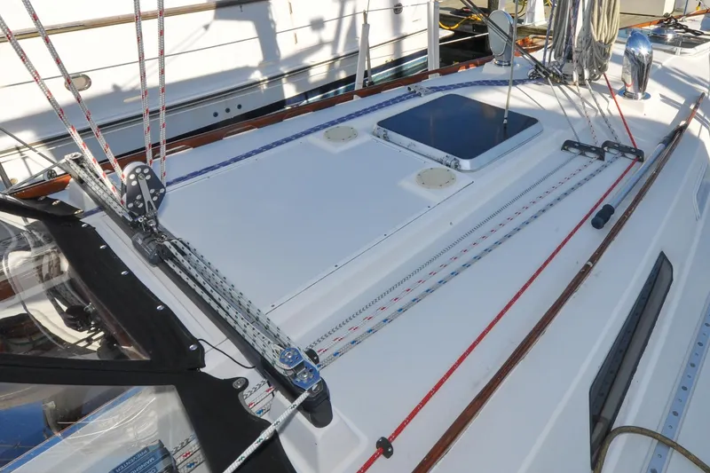 Slide: The Image of Sabre 36 - Poppy - Coachroof - 35