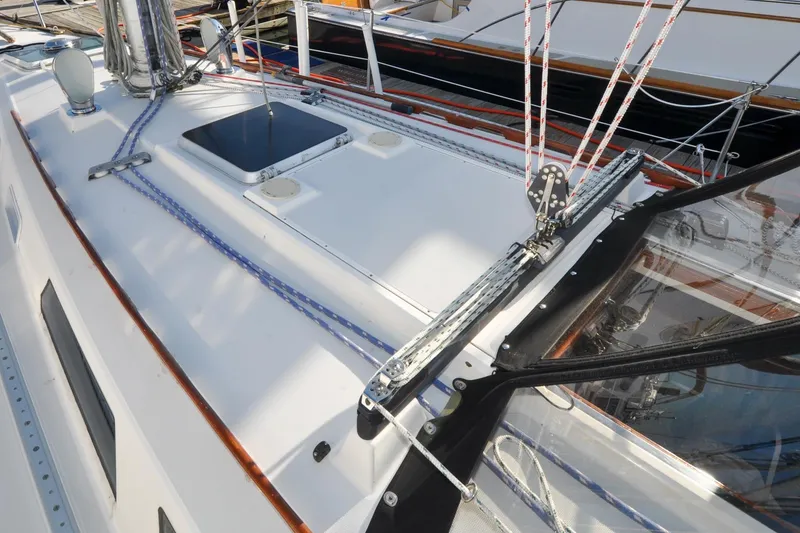 Slide: The Image of Sabre 36 - Poppy - Coachroof - 36