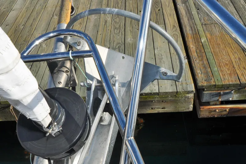 Slide: The Image of Sabre 36 - Poppy - Foredeck - Anchor - 40