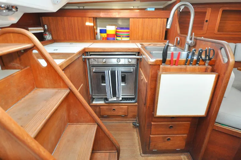 Slide: The Image of Sabre 36 - Poppy - Galley - 98