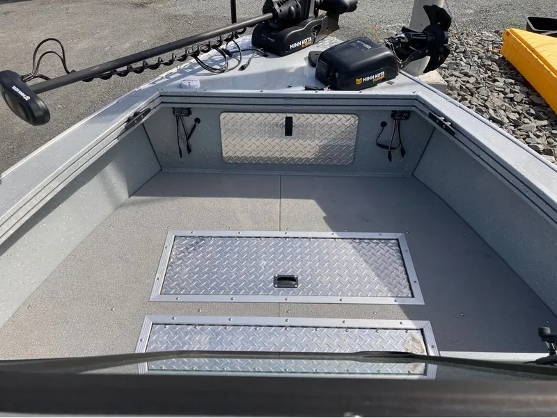 Slide: The Image of Smoker Craft Sportsman 2072 Pro 2019 - 10