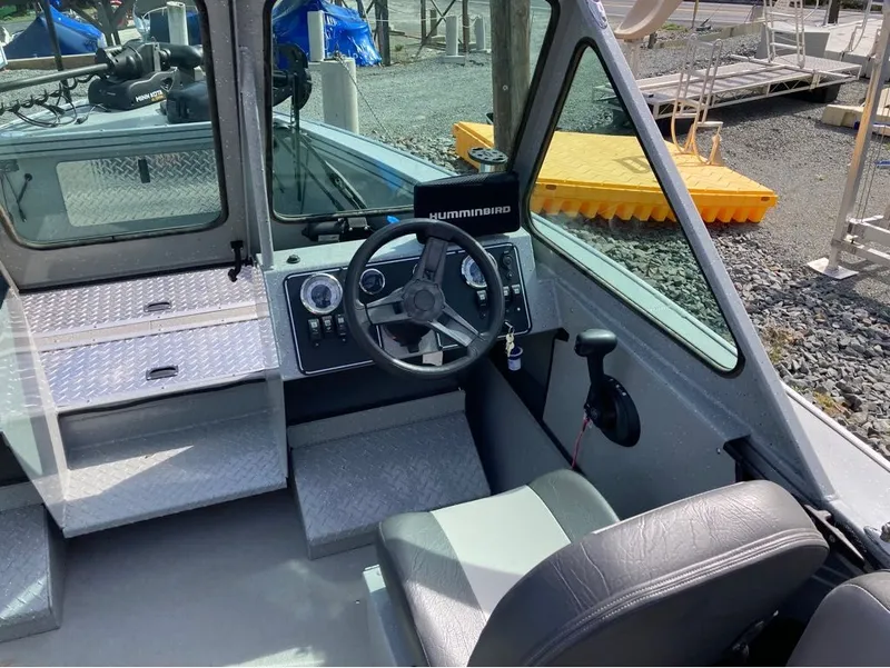 Slide: The Image of Smoker Craft Sportsman 2072 Pro 2019 - 11