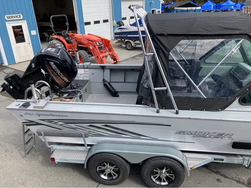 Slide: The Image of Smoker Craft Sportsman 2072 Pro 2019 - 14