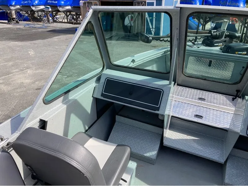 Slide: The Image of Smoker Craft Sportsman 2072 Pro 2019 - 7