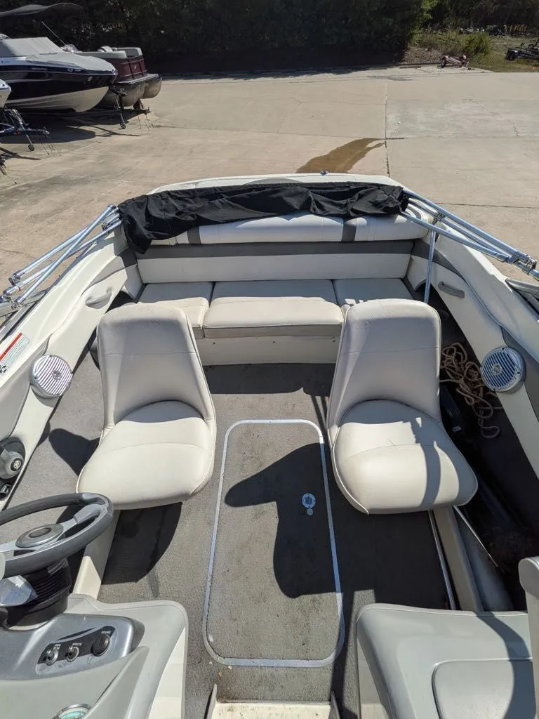 Slide: The Image of Bayliner 185 Bowrider 2008 - 9