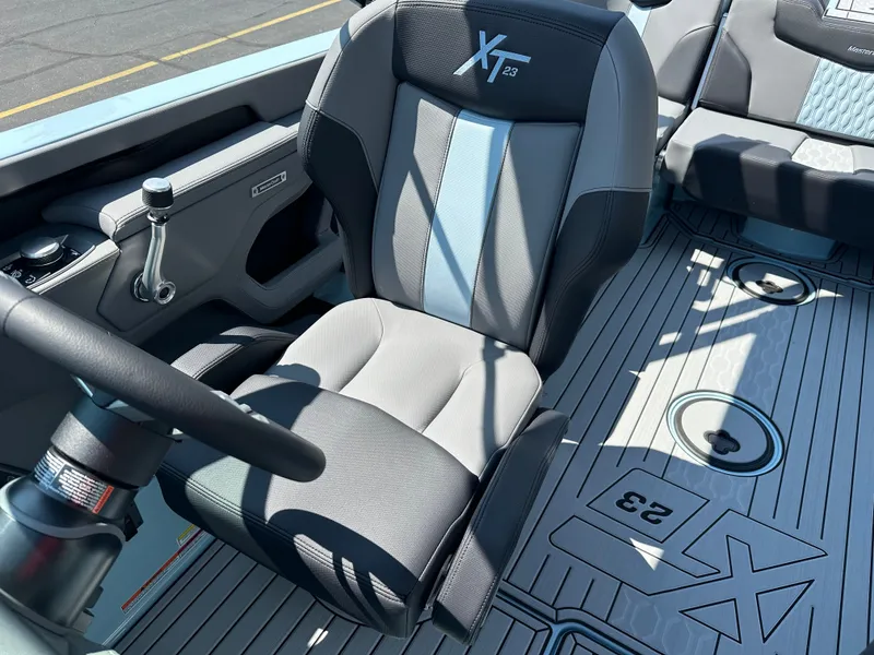 Slide: The Image of MasterCraft XT23 2025 - 17