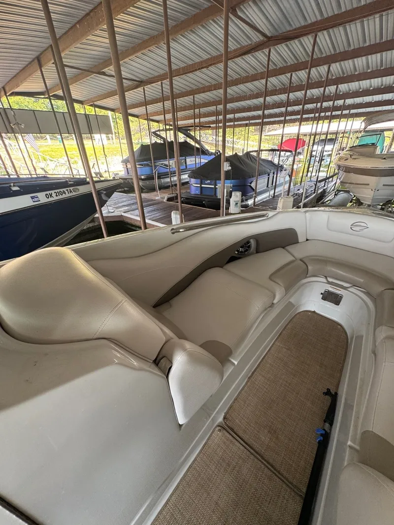 Slide: The Image of Crownline Boats 285SSBR 2013 - 11