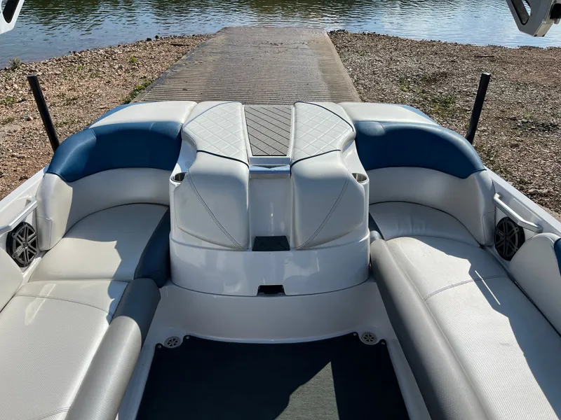 Slide: The Image of MasterCraft X-14V 2013 - 20