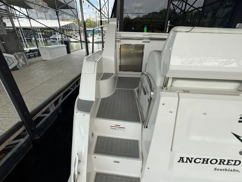 Slide: The Image of Regal 38 GRAND COUPE 2024 - 11