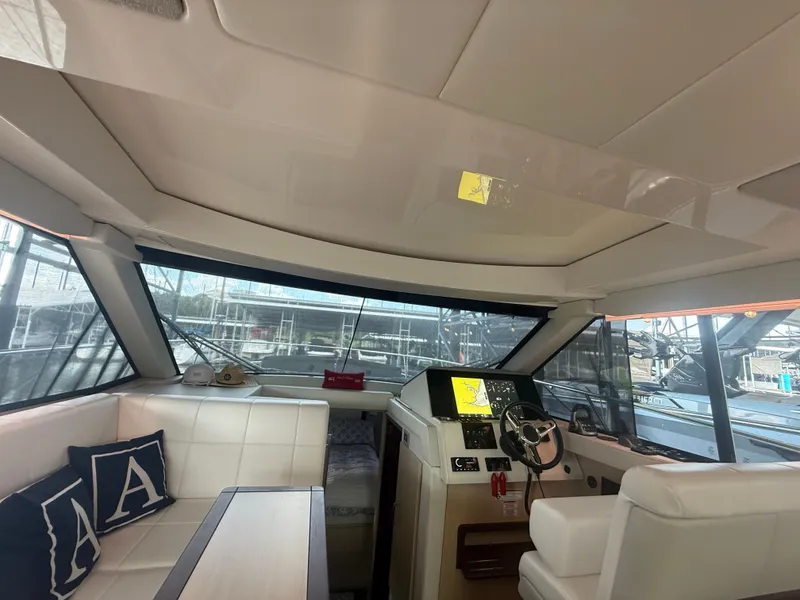 Slide: The Image of Regal 38 GRAND COUPE 2024 - 23