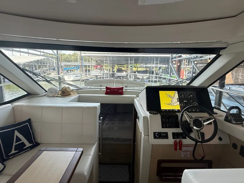 Slide: The Image of Regal 38 GRAND COUPE 2024 - 34