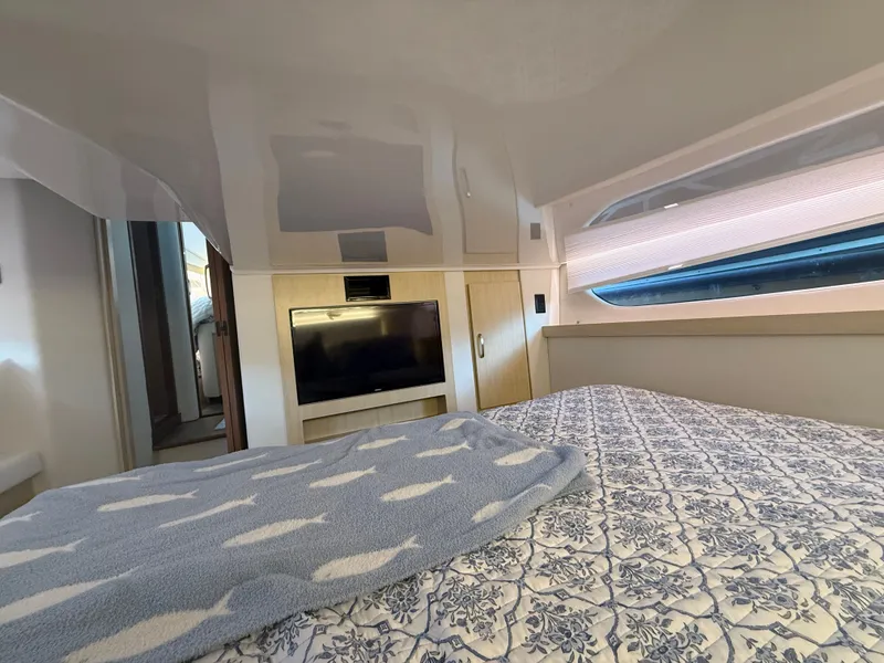 Slide: The Image of Regal 38 GRAND COUPE 2024 - 44