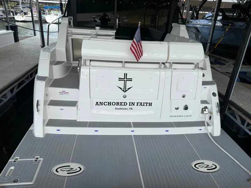 Slide: The Image of Regal 38 GRAND COUPE 2024 - 7