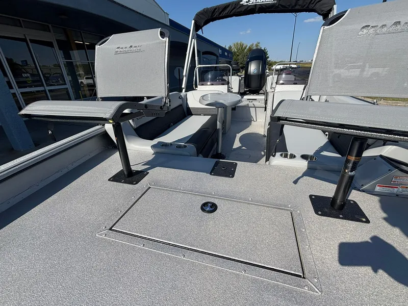 Slide: The Image of SeaArk Easy 200 2026 - 12