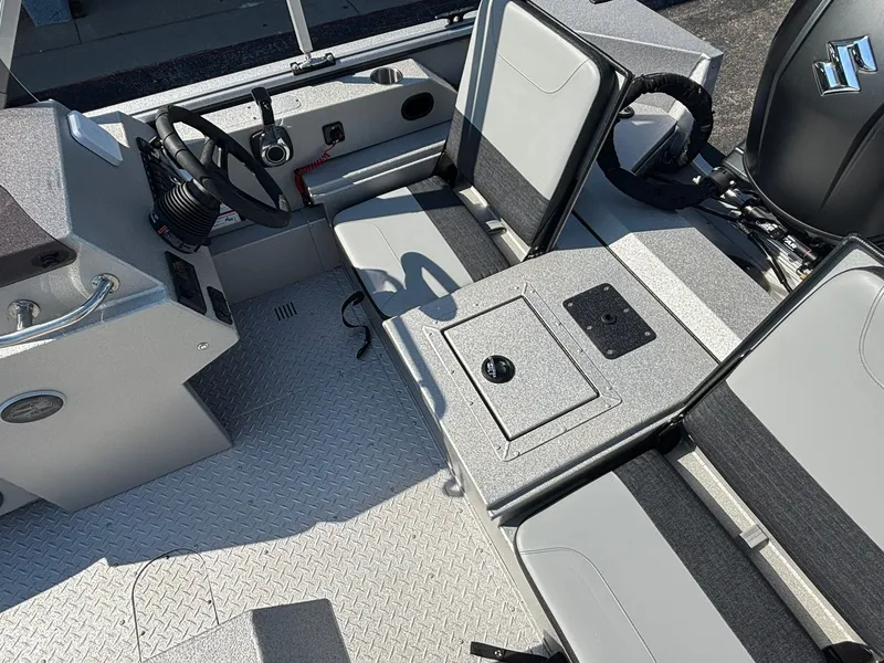 Slide: The Image of SeaArk Easy 200 2026 - 34