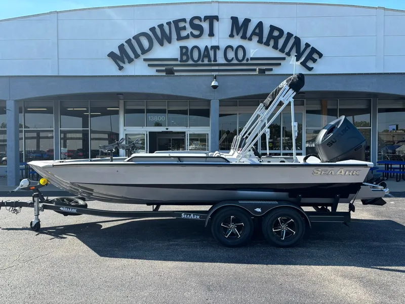 Slide: The Image of SeaArk Easy 200 2026 - 41