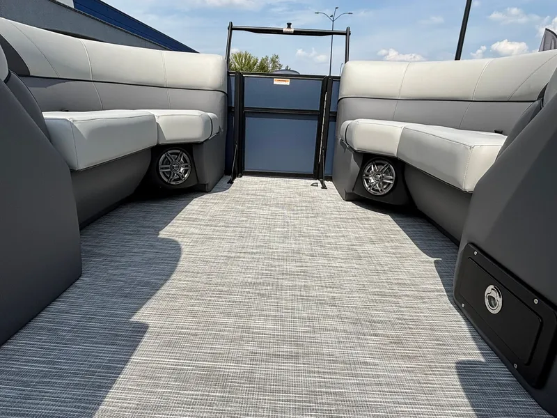 Slide: The Image of Viaggio V22U 2026 - 12