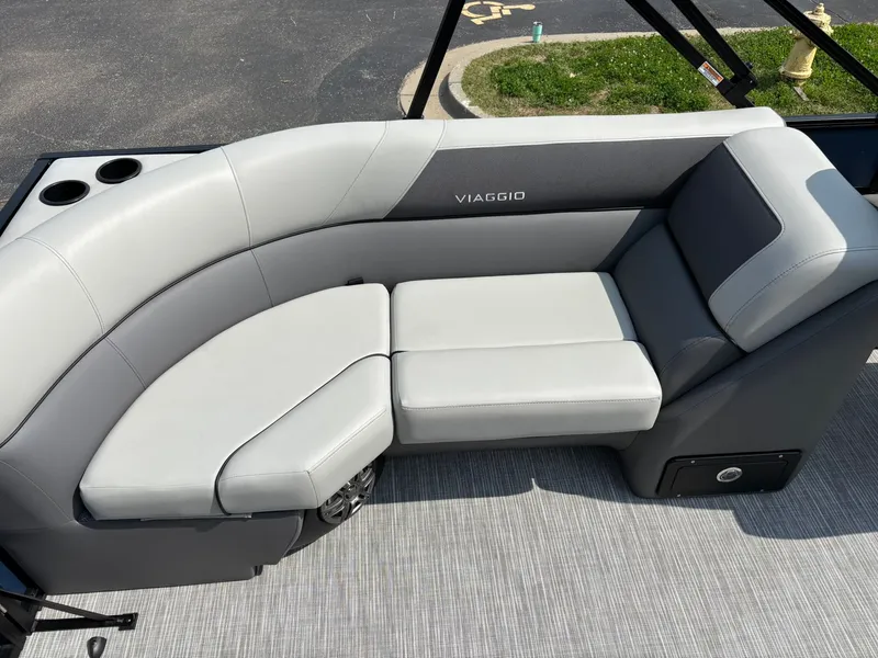 Slide: The Image of Viaggio V22U 2026 - 14