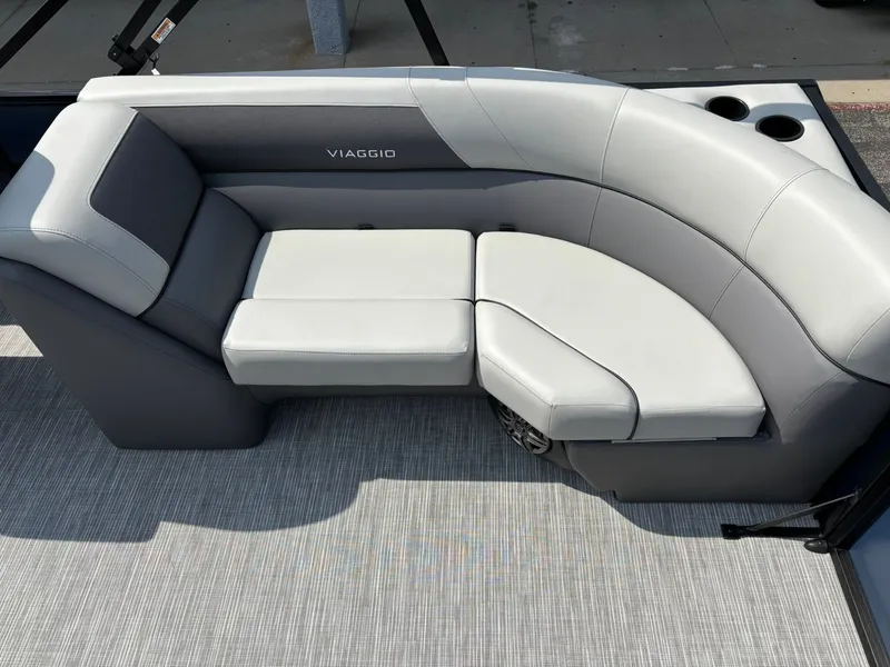 Slide: The Image of Viaggio V22U 2026 - 16