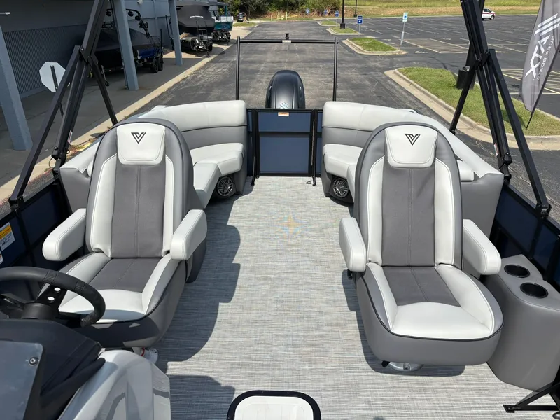 Slide: The Image of Viaggio V22U 2026 - 19