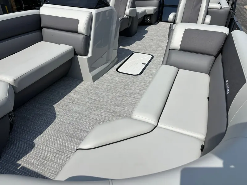 Slide: The Image of Viaggio V22U 2026 - 30