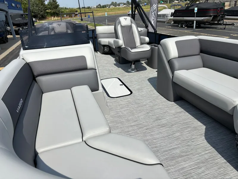 Slide: The Image of Viaggio V22U 2026 - 32