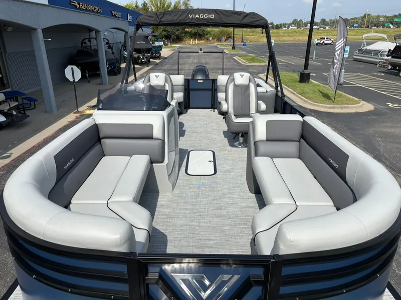 Slide: The Image of Viaggio V22U 2026 - 33