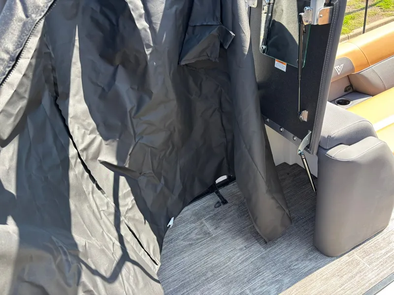 Slide: The Image of Viaggio x24s 2026 - 24