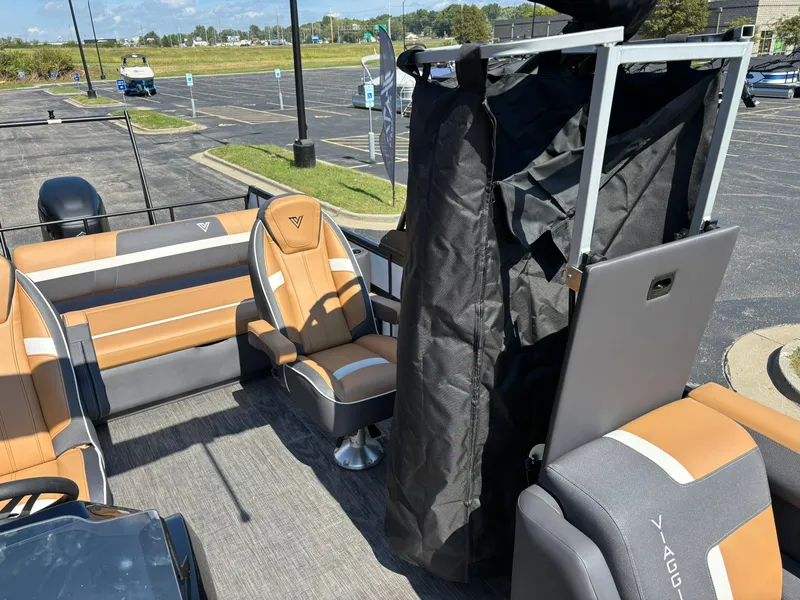 Slide: The Image of Viaggio x24s 2026 - 25