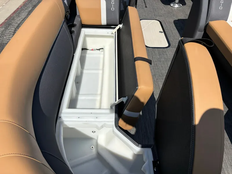 Slide: The Image of Viaggio x24s 2026 - 31